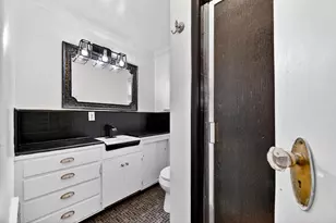 3126 31st St, Sacramento, CA 95817 - Photo 35