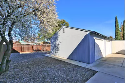 333 Barrette Avenue, Sacramento, CA 95815 - Photo 57