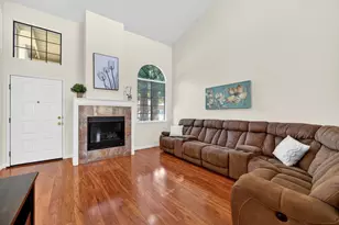 8459 Creekridge Cir, Citrus Heights, CA 95610 - Photo 9