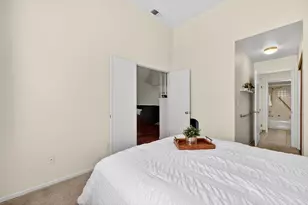 8459 Creekridge Cir, Citrus Heights, CA 95610 - Photo 15