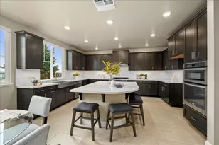 3145 Demartini Dr, Roseville, CA 95661 - Photo 11