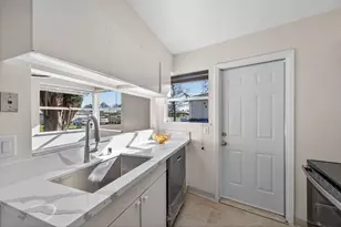 3308 Windsor Dr, Sacramento, CA 95864 - Photo 15