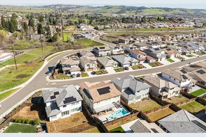 6850 Saratoga Estates Drive, El Dorado Hills, CA 95762 - Photo 75