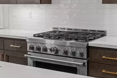 6850 Saratoga Estates Drive, El Dorado Hills, CA 95762 - Photo 15