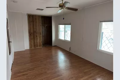 7406 Pardis Lane, Sacramento, CA 95828 - Photo 11