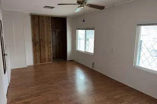 7406 Pardis Ln, Sacramento, CA 95828 - Photo 11