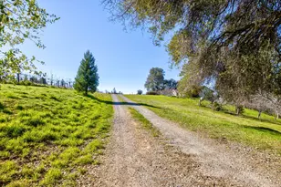 3900 Tawanka Rd, Somerset, CA 95684 - Photo 39