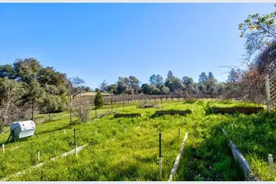 3900 Tawanka Road, Somerset, CA 95684 - Photo 47