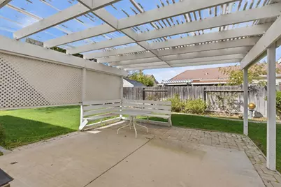 3417 Lauding Way, Modesto, CA 95355 - Photo 27