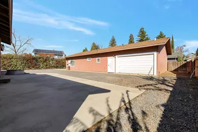 2085 Mulberry Street, Chico, CA 95928 - Photo 37