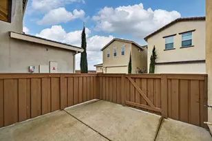 10853 Portico Cir, Rancho Cordova, CA 95670 - Photo 15