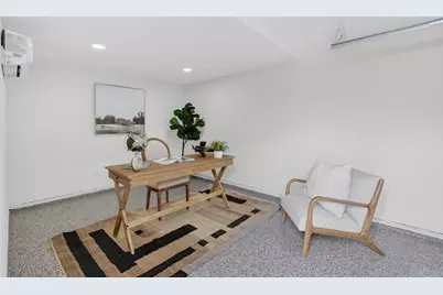 2121 Royal Oaks Drive, Sacramento, CA 95815 - Photo 33