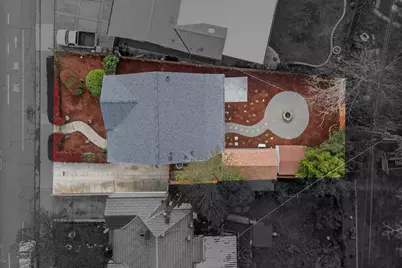 2121 Royal Oaks Drive, Sacramento, CA 95815 - Photo 35