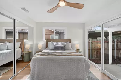 2121 Royal Oaks Drive, Sacramento, CA 95815 - Photo 25