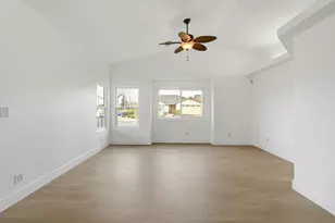 4300 Dry Creek Rd, Sacramento, CA 95838 - Photo 19