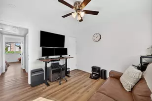 5825 Merlindale Dr, Citrus Heights, CA 95610 - Photo 23