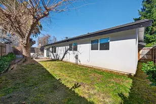 5825 Merlindale Dr, Citrus Heights, CA 95610 - Photo 33