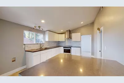 105 Pleasant Street, Modesto, CA 95354 - Photo 5