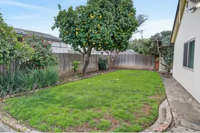 4550 Green Tree Drive, Sacramento, CA 95823 - Photo 37