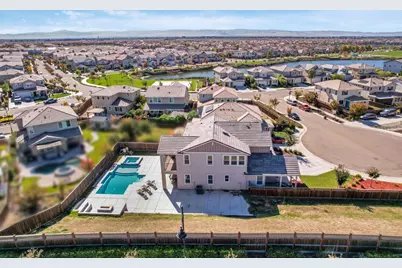 17234 Hidden Pond, Lathrop, CA 95330 - Photo 5