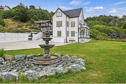 266 Dolphin Dr, Whitethorn, CA 95589 - Photo 57