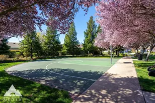 2260 Ryedale Ln, Sacramento, CA 95835 - Photo 47