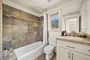 1422 40th St, Sacramento, CA 95819 - Photo 47