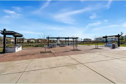 5649 Harveston Way, Sacramento, CA 95835 - Photo 33