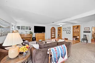 4310 Hussey Dr, Carmichael, CA 95608 - Photo 15