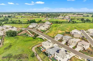 8308 Loyal Dr, Sacramento, CA 95829 - Photo 41