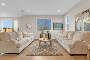 8308 Loyal Dr, Sacramento, CA 95829 - Photo 11