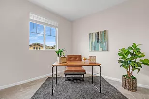 8308 Loyal Dr, Sacramento, CA 95829 - Photo 23