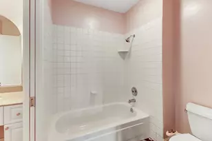 2224 Woodside Ln, Sacramento, CA 95825 - Photo 29