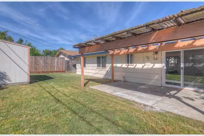 6913 Weddigen, North Highlands, CA 95660 - Photo 29