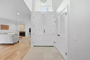 5375 Terrace Oak Cir, Fair Oaks, CA 95628 - Photo 5