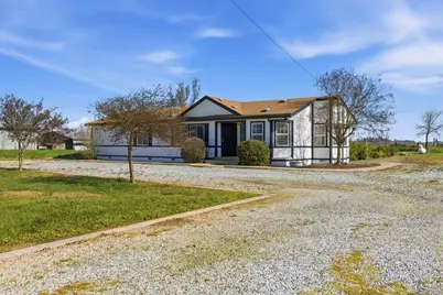 10118 Pioneer Avenue, Oakdale, CA 95361 - Photo 3