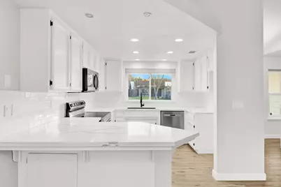 1725 Grassland Way, Modesto, CA 95358 - Photo 13