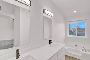 1725 Grassland Way, Modesto, CA 95358 - Photo 35