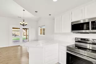 1725 Grassland Way, Modesto, CA 95358 - Photo 15