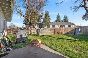 4944 Summerwood Cir, Sacramento, CA 95841 - Photo 35