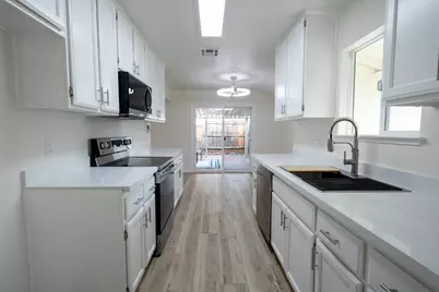 1305 Gerry Way, Roseville, CA 95661 - Photo 9