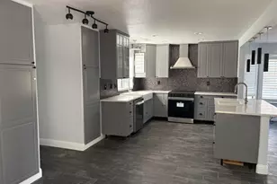 8111 Aztec, Antelope, CA 95843 - Photo 5