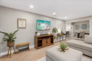 7999 La Riviera Dr, Sacramento, CA 95826 - Photo 3