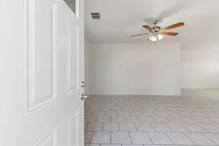 539 W Lowell Ave, Tracy, CA 95376 - Photo 7