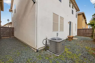 60 Vicenza Drive, Stockton, CA 95209 - Photo 39