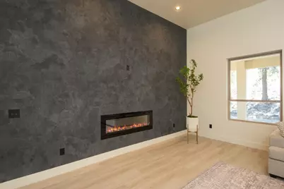 10318 Fox Borough Drive, Oakdale, CA 95361 - Photo 11