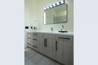 10318 Fox Borough Drive, Oakdale, CA 95361 - Photo 51