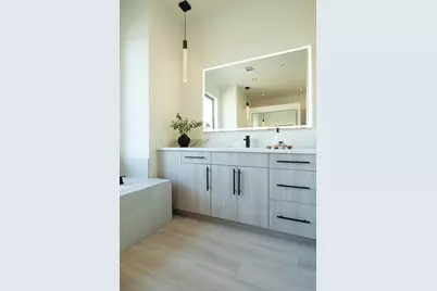 10318 Fox Borough Drive, Oakdale, CA 95361 - Photo 39