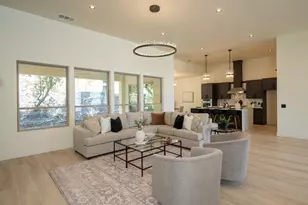 10318 Fox Borough Dr, Oakdale, CA 95361 - Photo 7