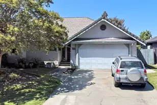 98 Las Positas Cir, Sacramento, CA 95831 - Photo 1